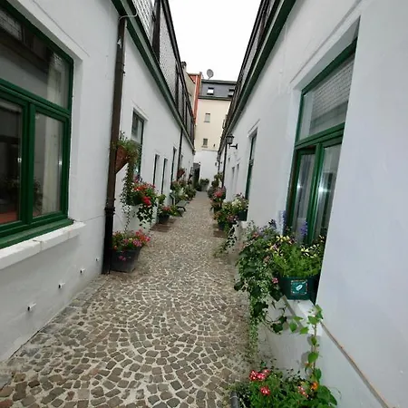 Historical Miniature House In The Heart Of Apartamento Amberes