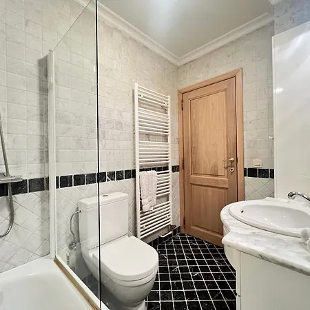 Apartamento Historical Miniature House In The Heart Of Amberes
